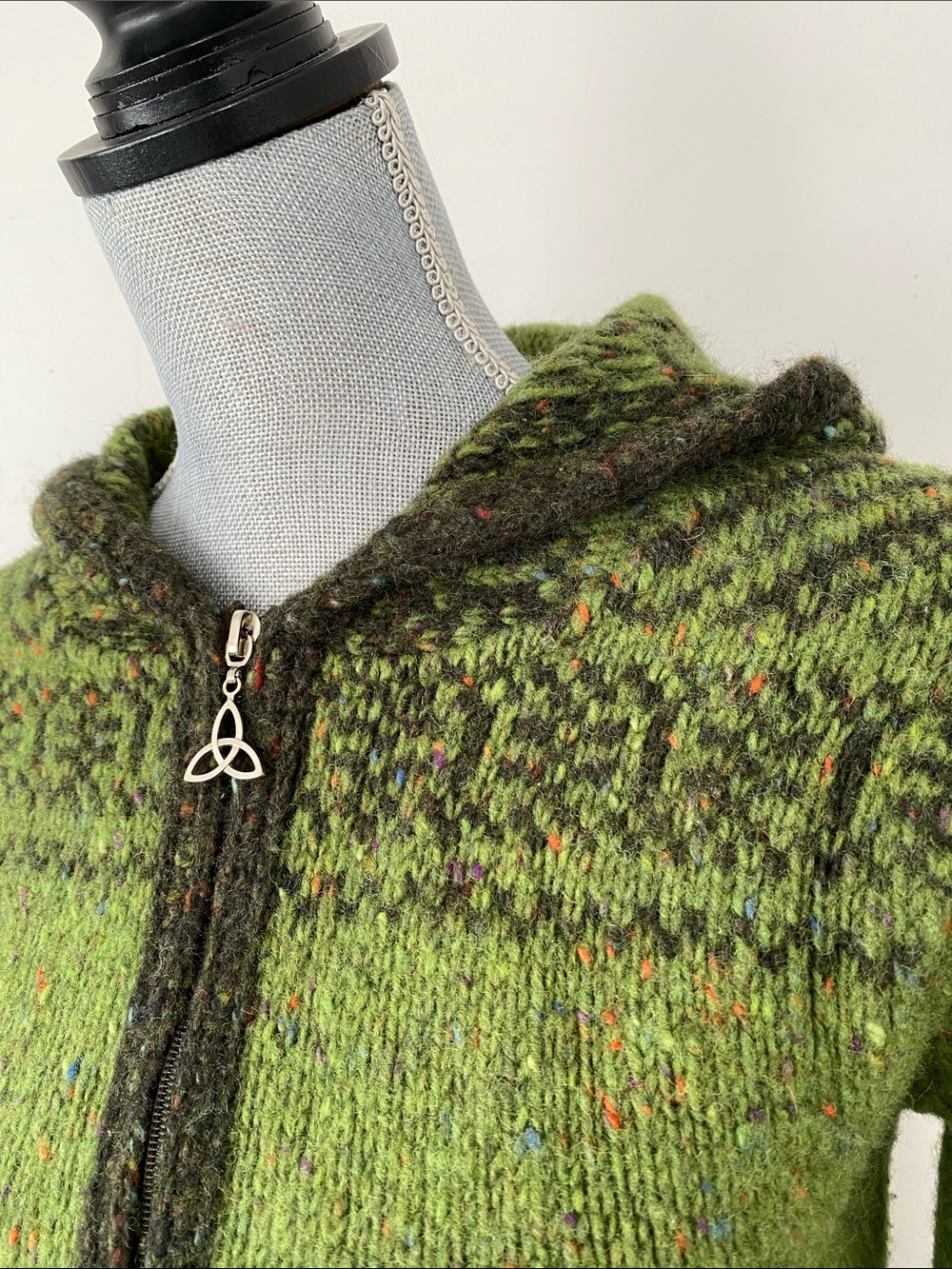 Aran Crafts Green Patterned Wool Hooded Zip Cardigan Ireland Made Sz XS Keltic
